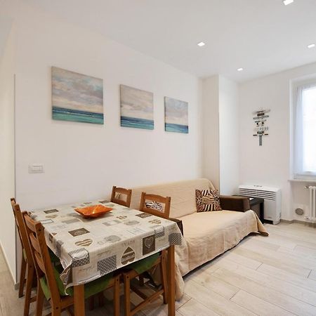 Trilocale Recagno Nuovo Apartman Varazze Kültér fotó